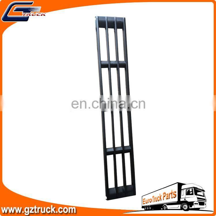 European Truck Auto Body Spare Parts Front Panel Grille Oem 82063513 for VL FM FH Ver.3 Truck Garnish Grille