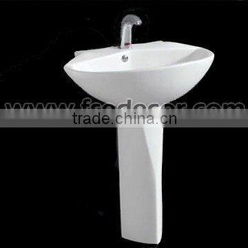 Ceramic Pedestal Sink