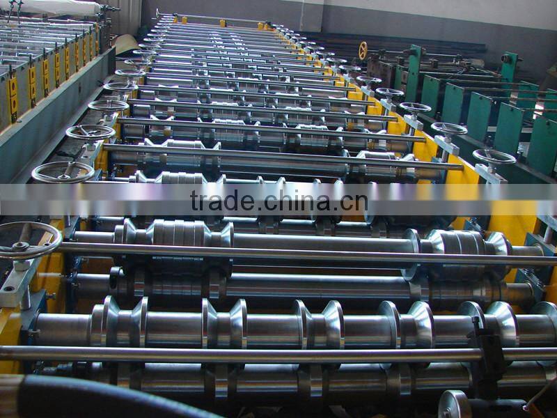 High rib trapezoid roof panel roll forming equipment