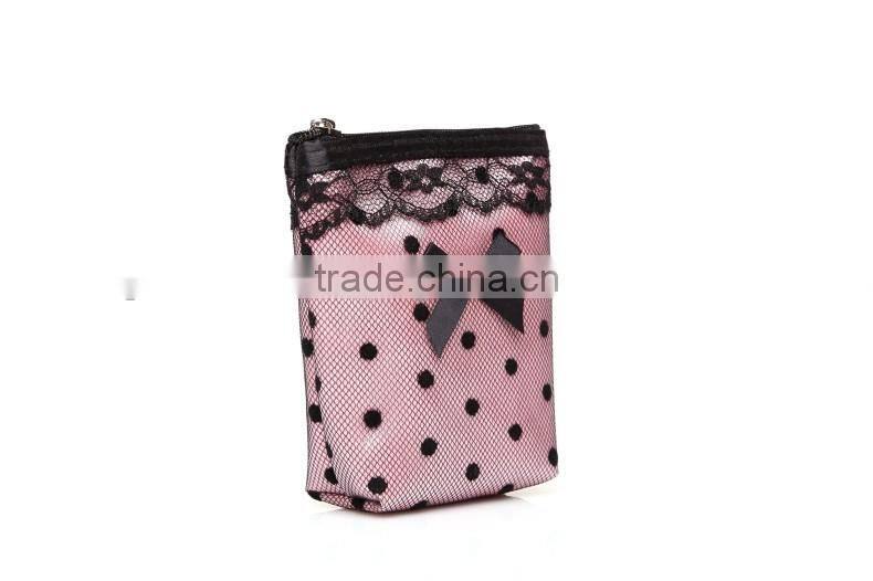 Hot sale high quality cheap fashionable cute lace cosmetic pouches GW879