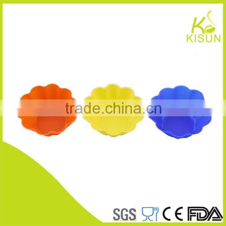 flowers shape cupcake mould with many color