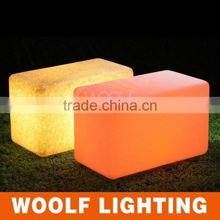 Waterproof Plastic Rechargeable LED Color Light Illuminated Cube