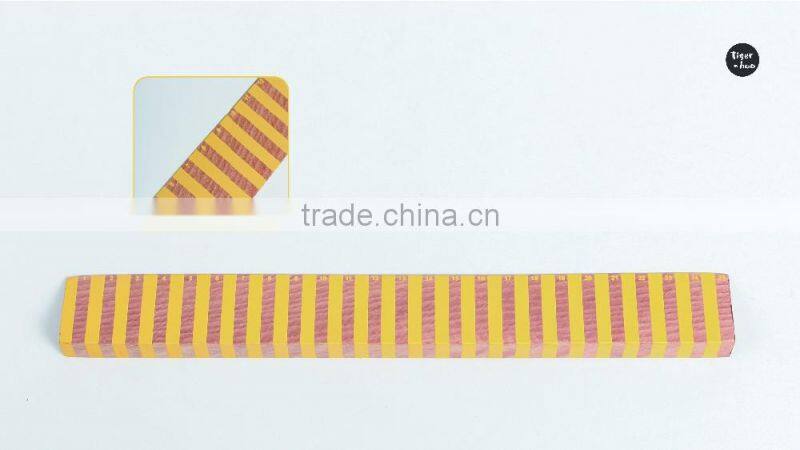 Triangle Wooden Ruler Measure in Centimeter