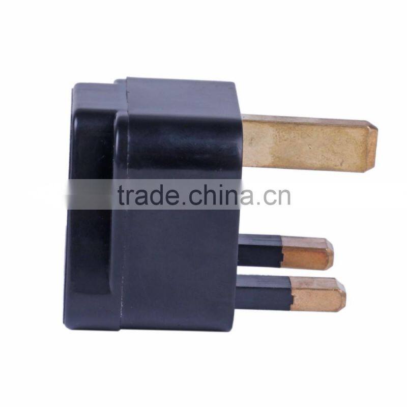 Universal travel adapter for Uk standard plug