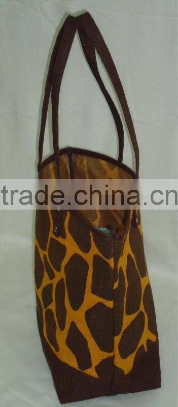 Giraffe printed jute gift bag