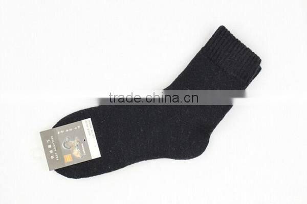40 pcs/lot hot sale solid cotton and polyester mixed China made solid comfortable men thick socks
