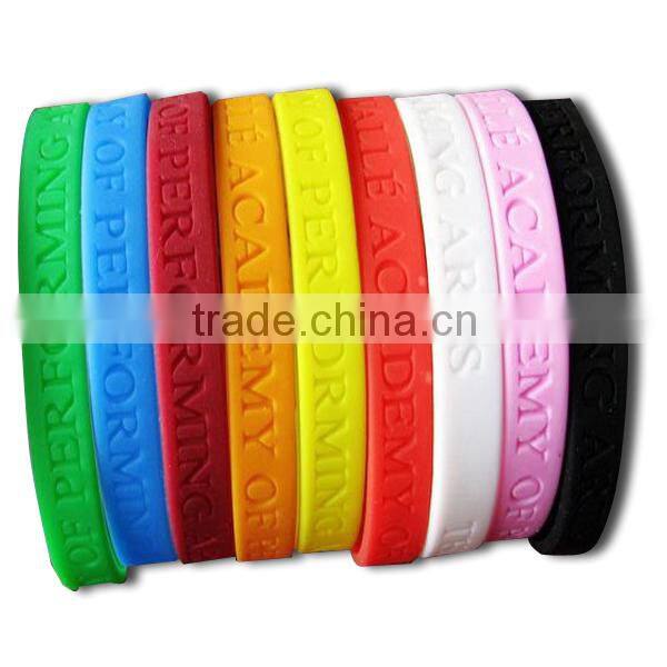 personalized silicone bracelet