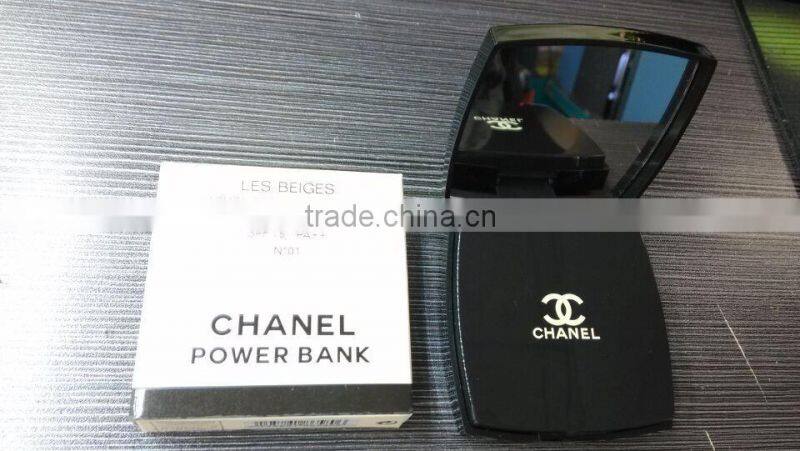 2016 fashion 3000mah Channel power bank mirror travel charger