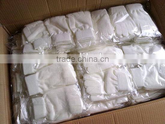 Full finger fashion acrylic knitted gloves,wholesale winter magic glove