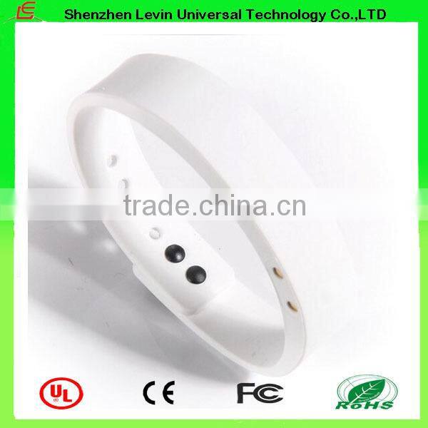 Smart Bluetooth 4.0 Watch Soft comfortable Wearable Waterproof Pedometer Wristband