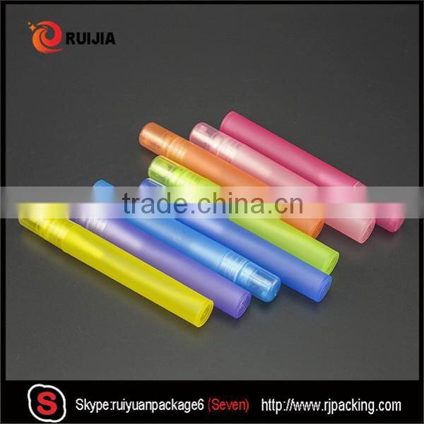Free samples colorful 15ml plalstic perfume bottle with pump sprayer cap
