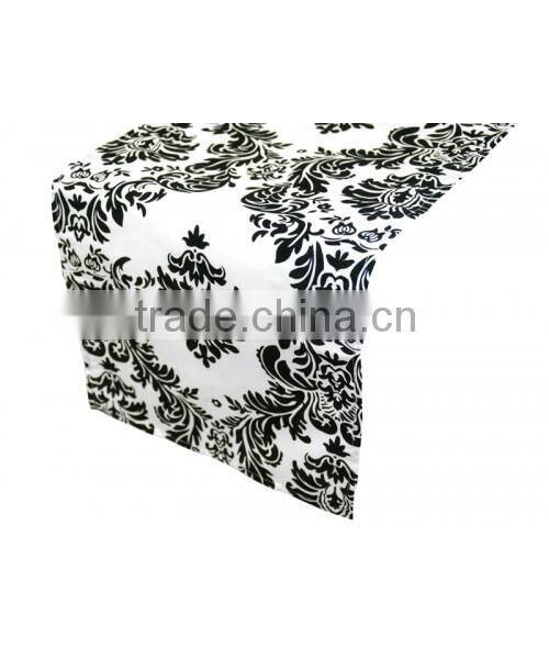Hot Selling Beautiful Jacquard Table Runner Pintuck Table Runner Wedding Banquet