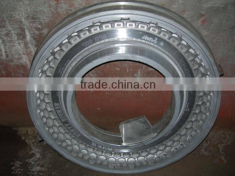 Two-piece Motorbike Tire Molds