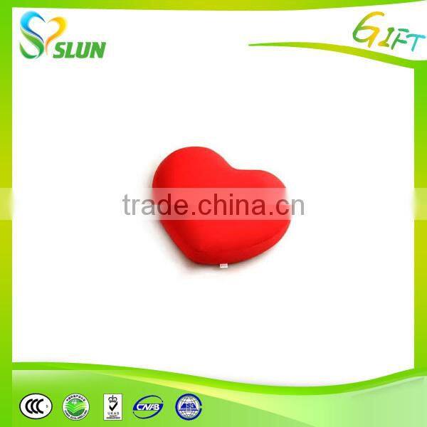 Wholesale home textile mini heart red pillows
