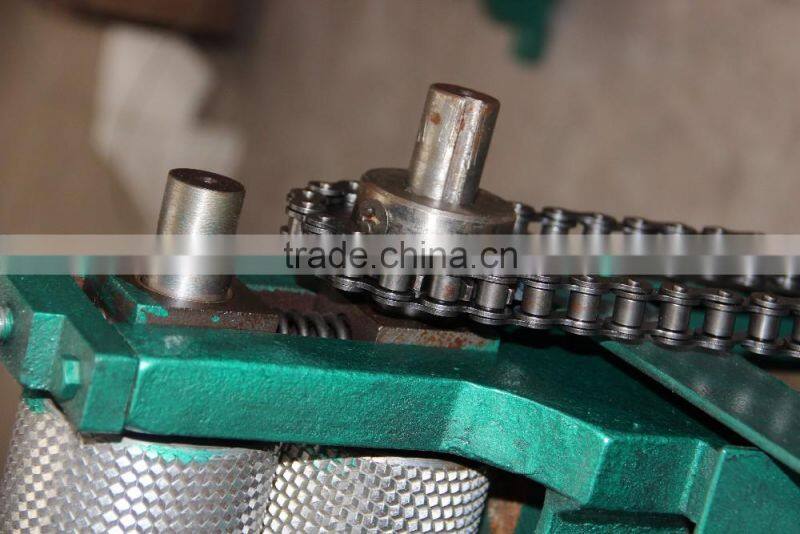 2016 hot sale electric /manual beewaxs foundation machine for beewax foundation sheet