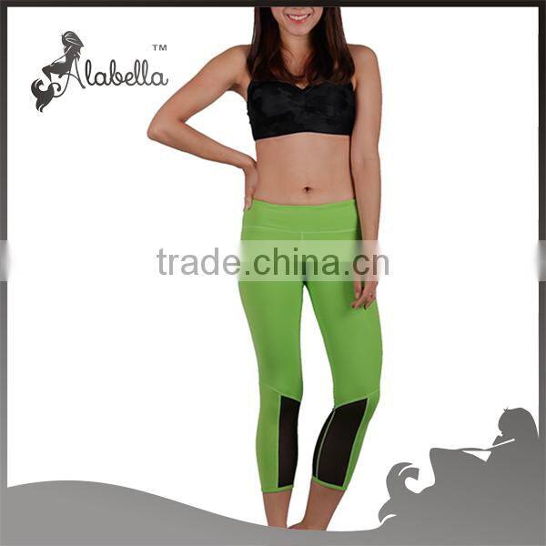 Classic 7/8 green yoga mesh capri leggings