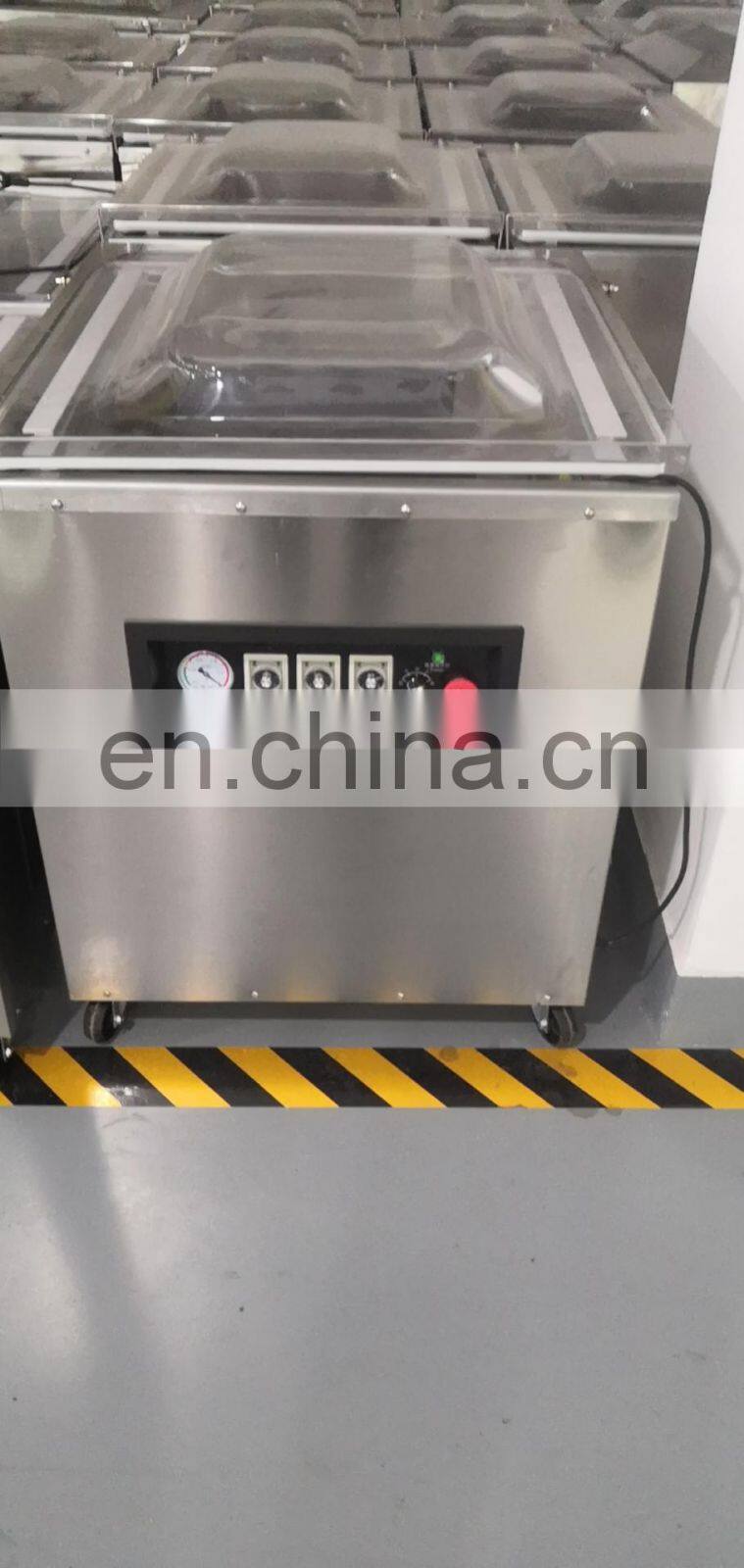 Automatic plastic bag rice vacuum packaging machine/food vacuum packaging machine