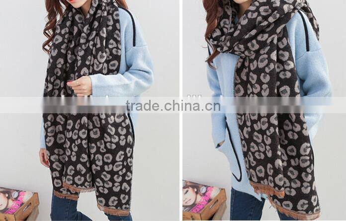 New Design Fashion Winter Wool Cashmere Pashmina Leopard Jacquard Ladies Stole Shawl Scarf