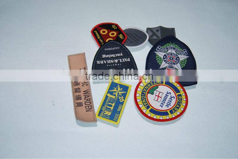 2015 new fashion high-density custom reusable name woven school badges