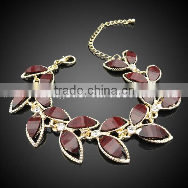 gold,gemstone jewelry in gold,fashion gemstone jewelry in gold