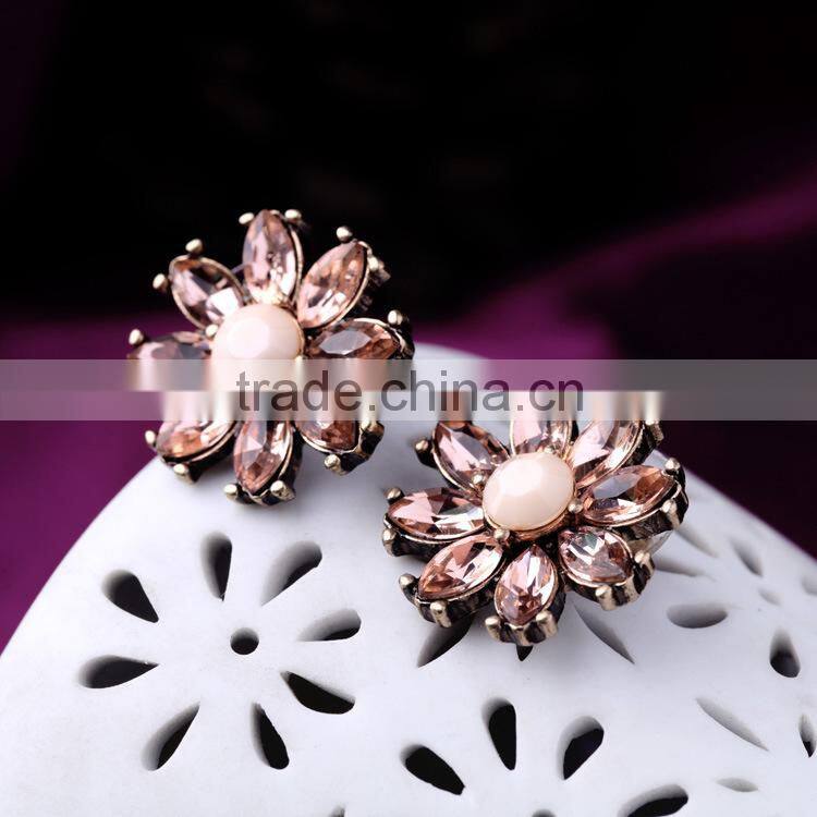 Simple Fashion Hot Sale Exquisite Elegant crystal earring, fashion earring designs new model earrings, zircon earring