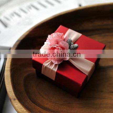 2015- Fantastic elegant square candy boxes with flower and ribbon