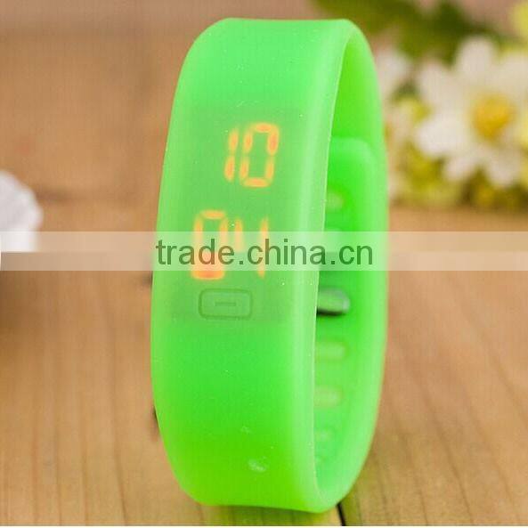 New Arrival womans bracelet watch, Creative womans bracelet watch led watch