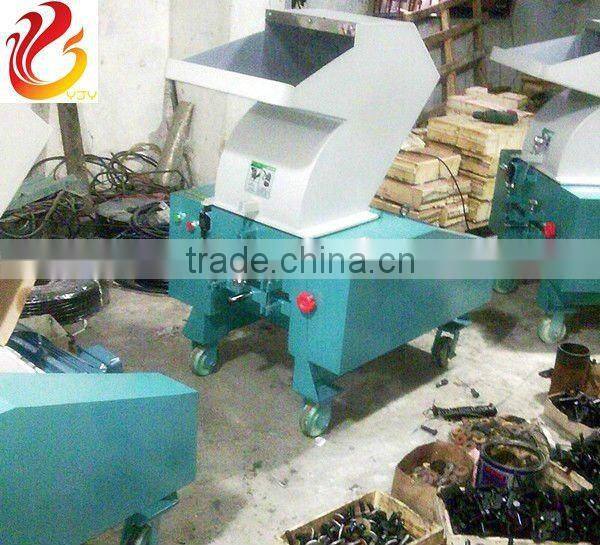 High quality blades ,strong plastic crusher