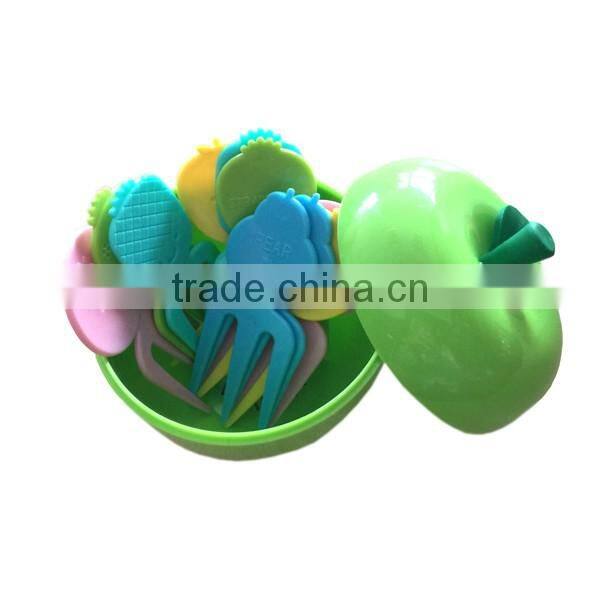 Apple shaped lovely plastic fruit fork set