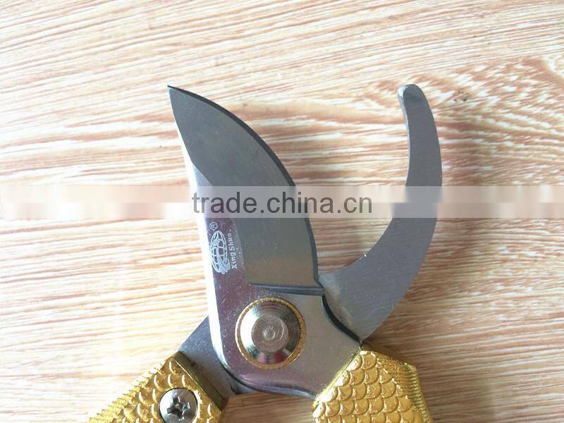 Portable garden scissors floral shears