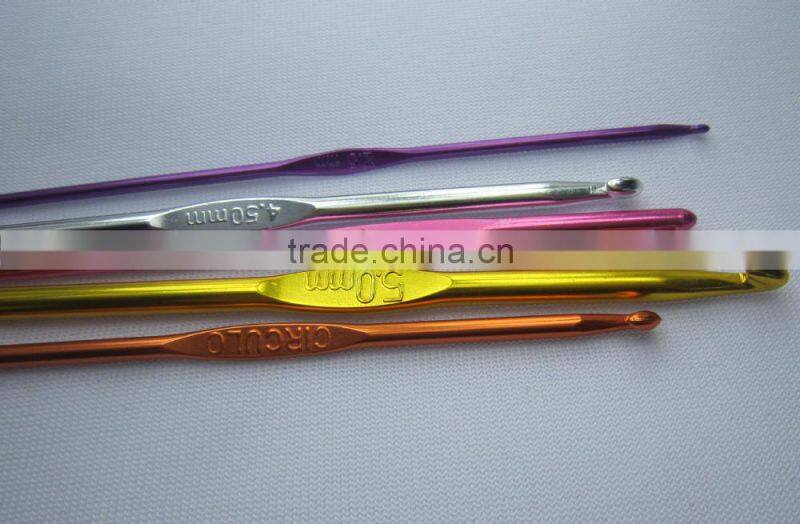 knitting needle crochet hook