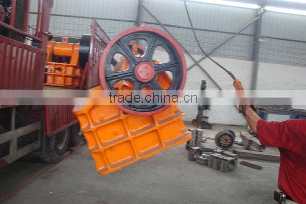 large type big capacity jaw broken crusher for sale