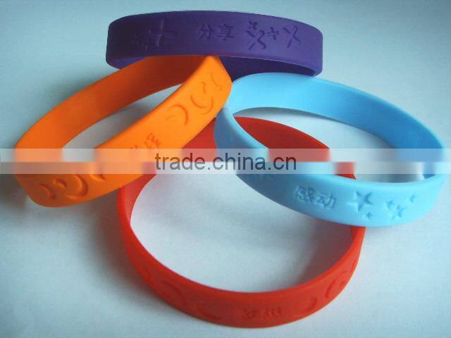OEM wholesale customzied woven polyester festival wristbands for music party