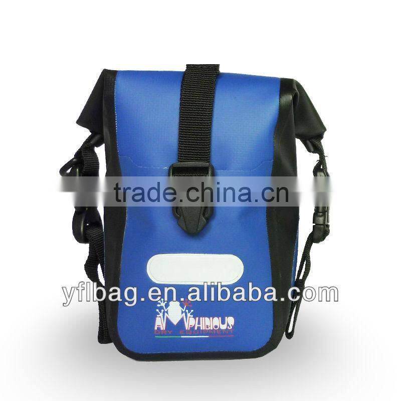 waterproof waistpack for outdoor sports