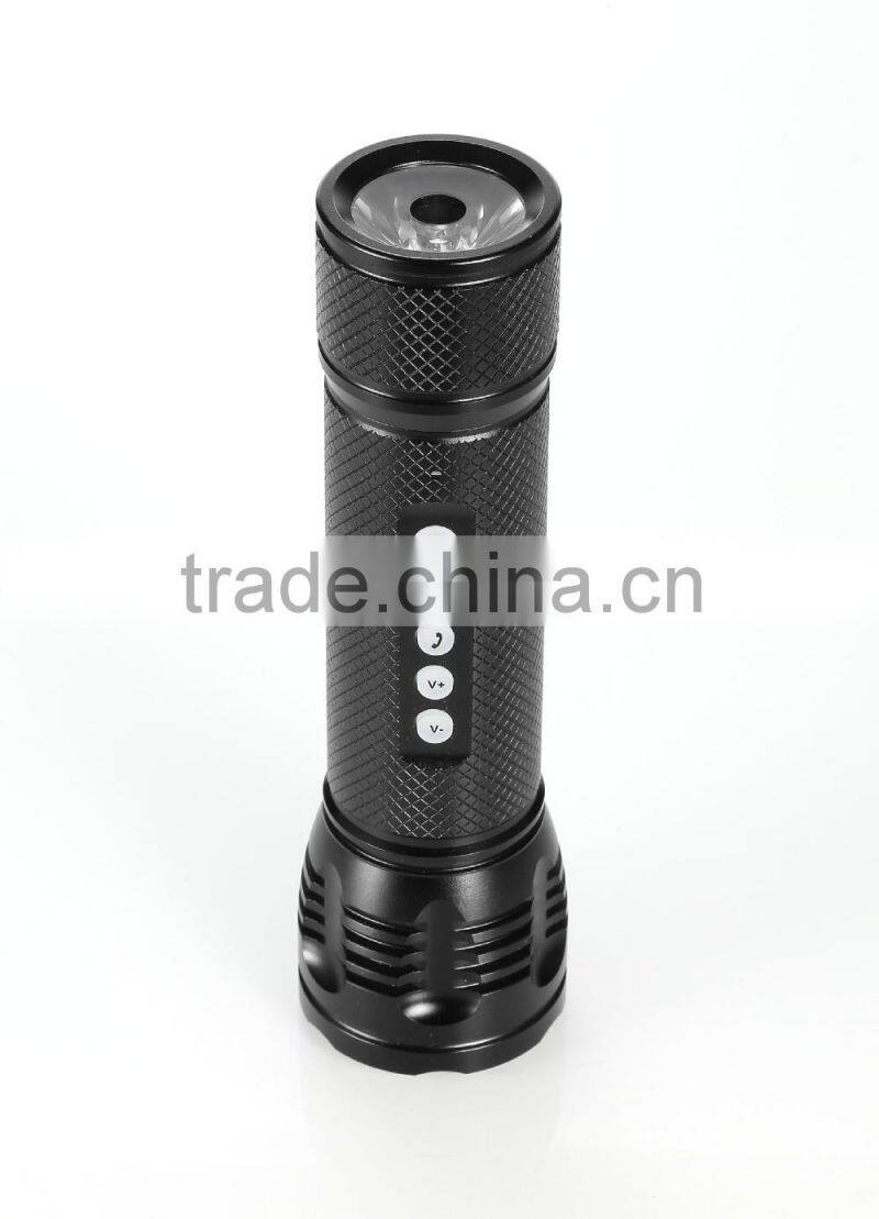 2015 High Quality LED Diving Flashlight