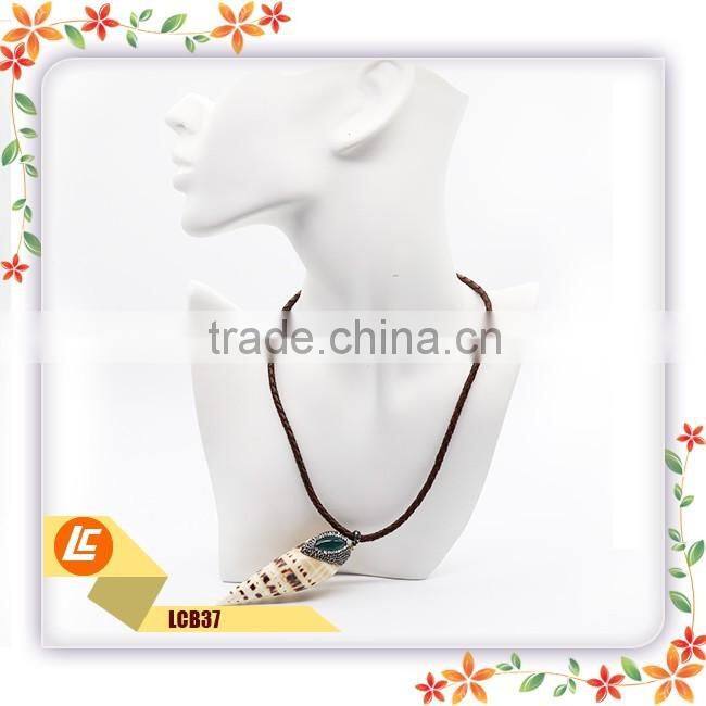 Hot sale pepper pendant leather necklace for woman style fashion