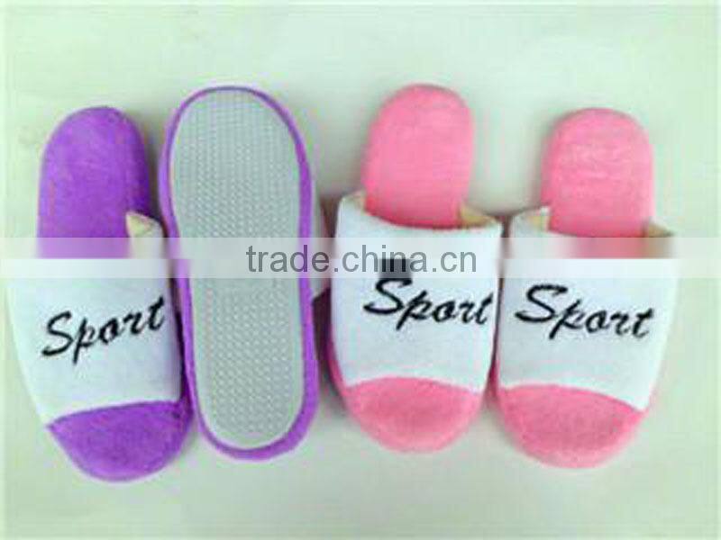 Alibaba China factory price cotton fabric ladies bathroon slipper school girls warm bathroom slipper shoe