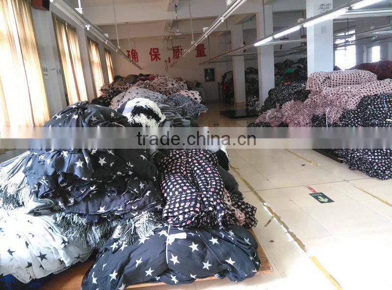 Red color plain winter fleece scarf hat gloves polyester kint sets