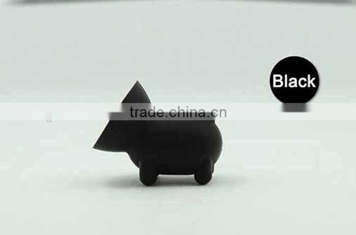 2015 new design Piggy phone stand,silicone material,manufacturer