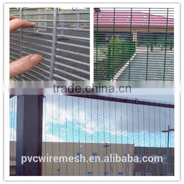 Factory price with PVC or galvanized Anti-climb security fence