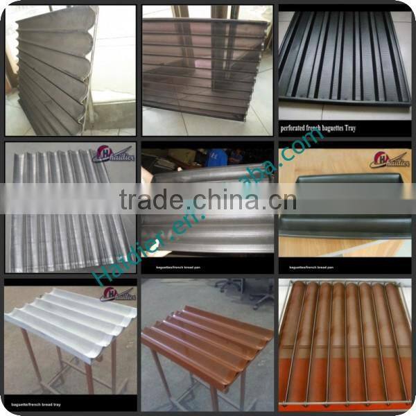 Perforated teflon coated aluminum alloy fluted baking tray for baguettes/5 grooves french baguette baking tray