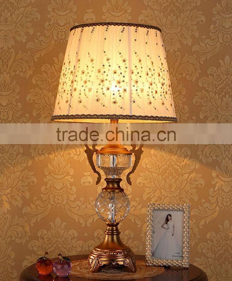 Metal stand lace lampshade clear K9 crystal table lamp