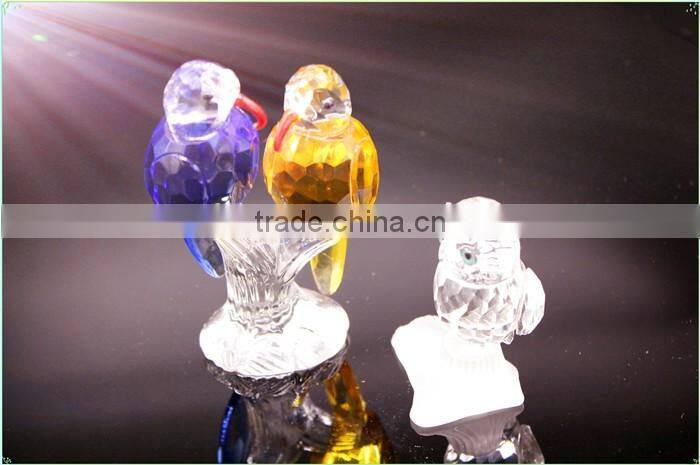 Latest colorful crystal bird as best birthday gift, indian wedding money crystal gift