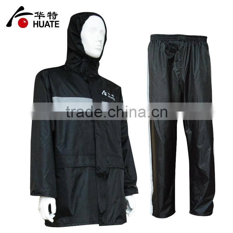 Mens black refelective raincoat,waterproof polyester raincoat manufacturer