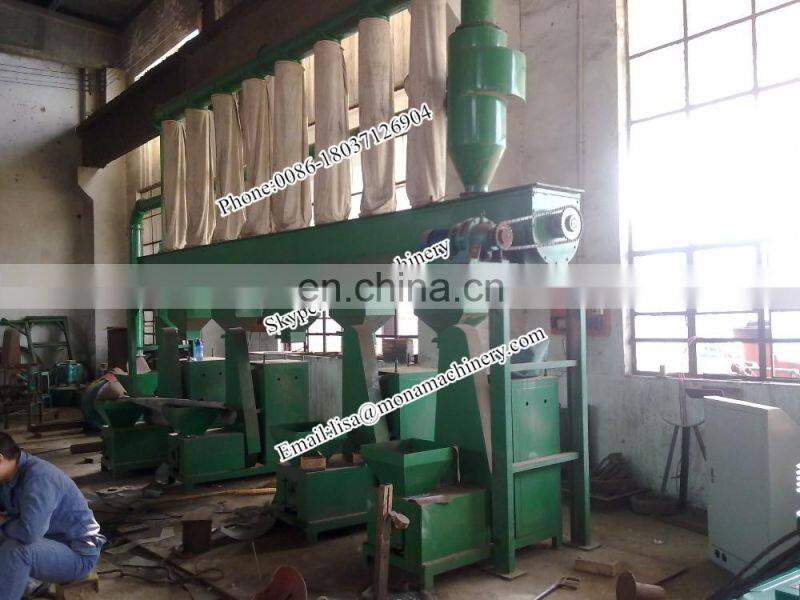Factory Sale Low Price Sawdust Charcoal Making Machine/high Quality Charcoal Briquette Making Machine