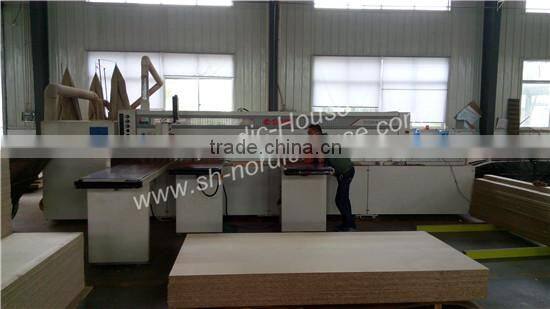 Modern sliding mirrored wardrobes, black and white, glass sliding door wardrobe