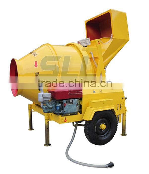 Concrete mixer with Diesel engine