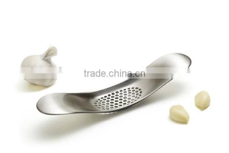 High quality food grade durable garlic press stainless steel