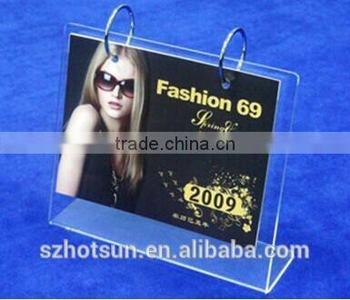 A shape clear acrylic calendar stand