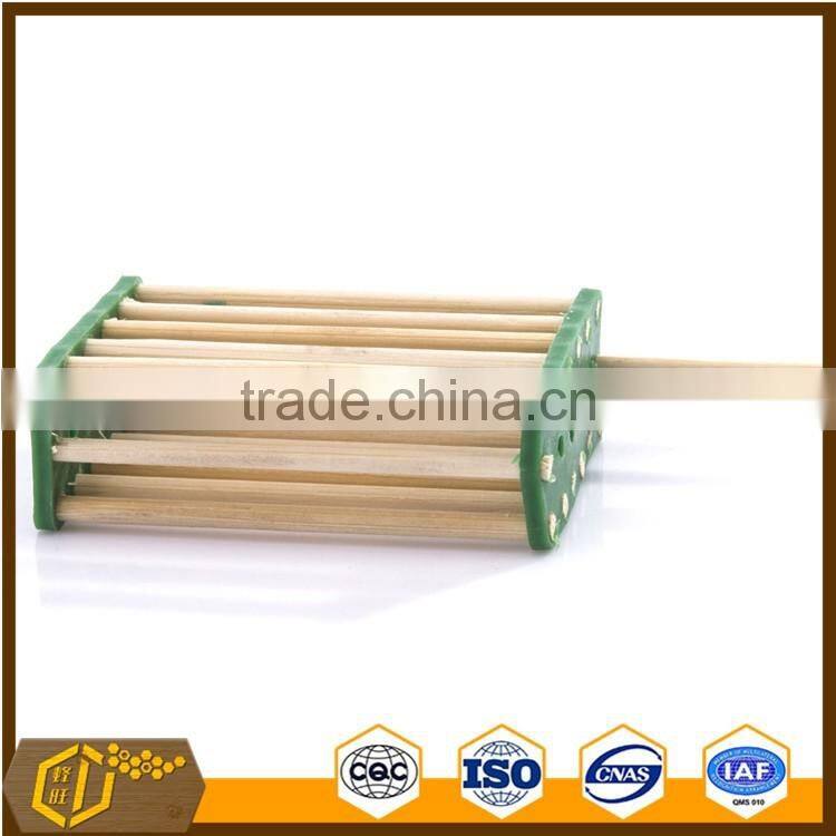 Factory sale beekeeping tool bamboo Queen Bee Cage